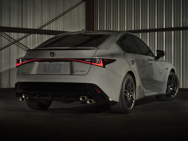 2022_Lexus_IS_500_F_SPORT_Performance_Launch_Edition_003-1500x1125.jpg