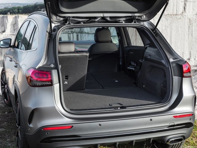 Mercedes-Benz-GLA-2021-1600-29.jpg