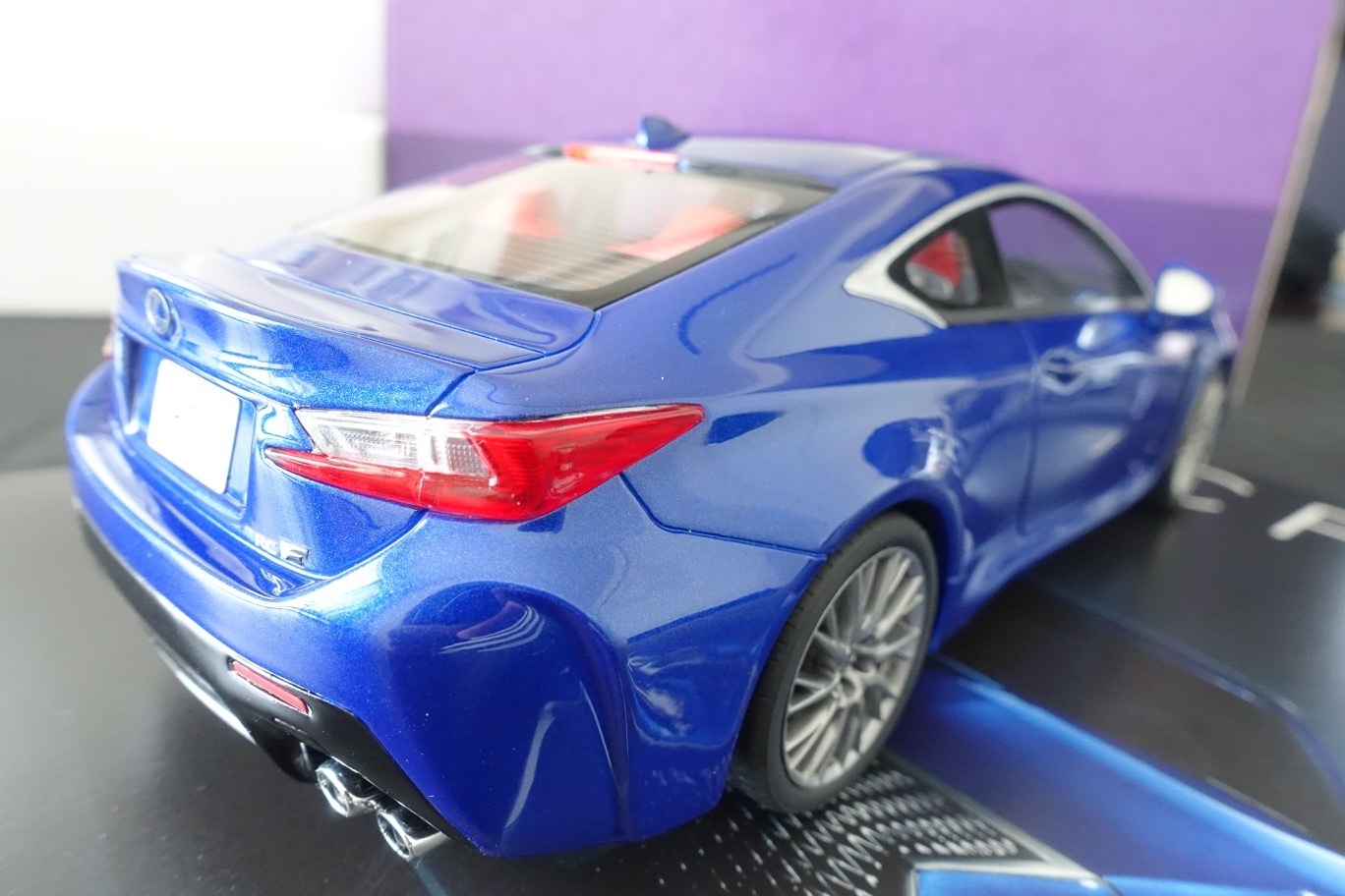 京商 LEXUS RCF 1/18 samuraiシリーズ ミニカー買ってみた！: のんびり