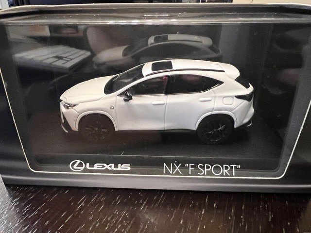 LEXUS 1/43 レクサス NX 200T Fスポーツ 2015年 ミニカー | kensysgas.com