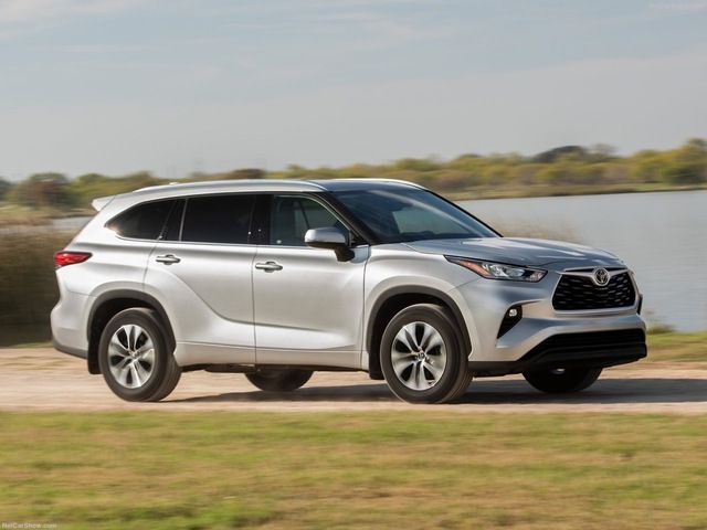 th_Toyota-Highlander-2020-1600-08.jpg